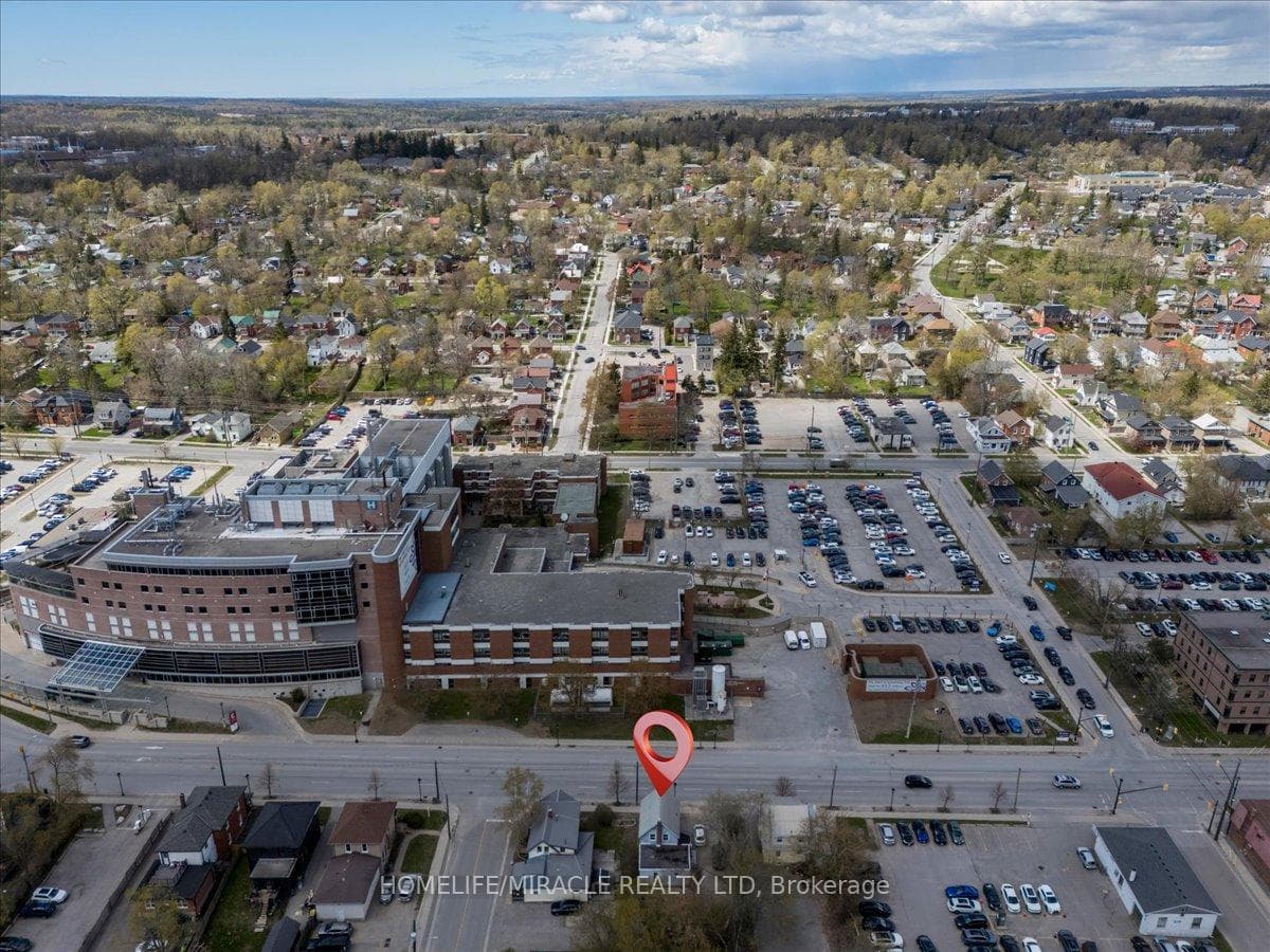143 Colborne Street photo 16