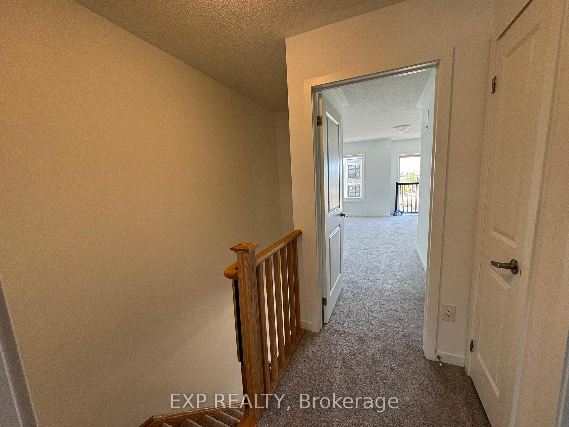 40 Bateson Street photo 25