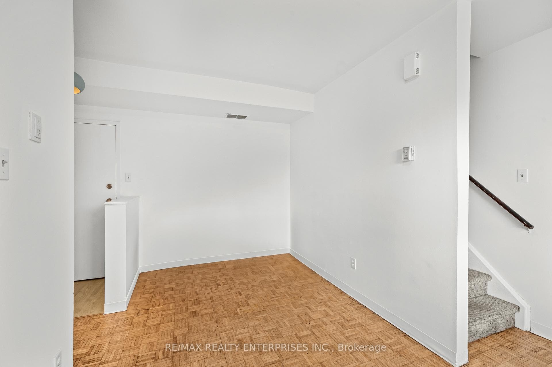 770 College Street Unit 2 photo 12