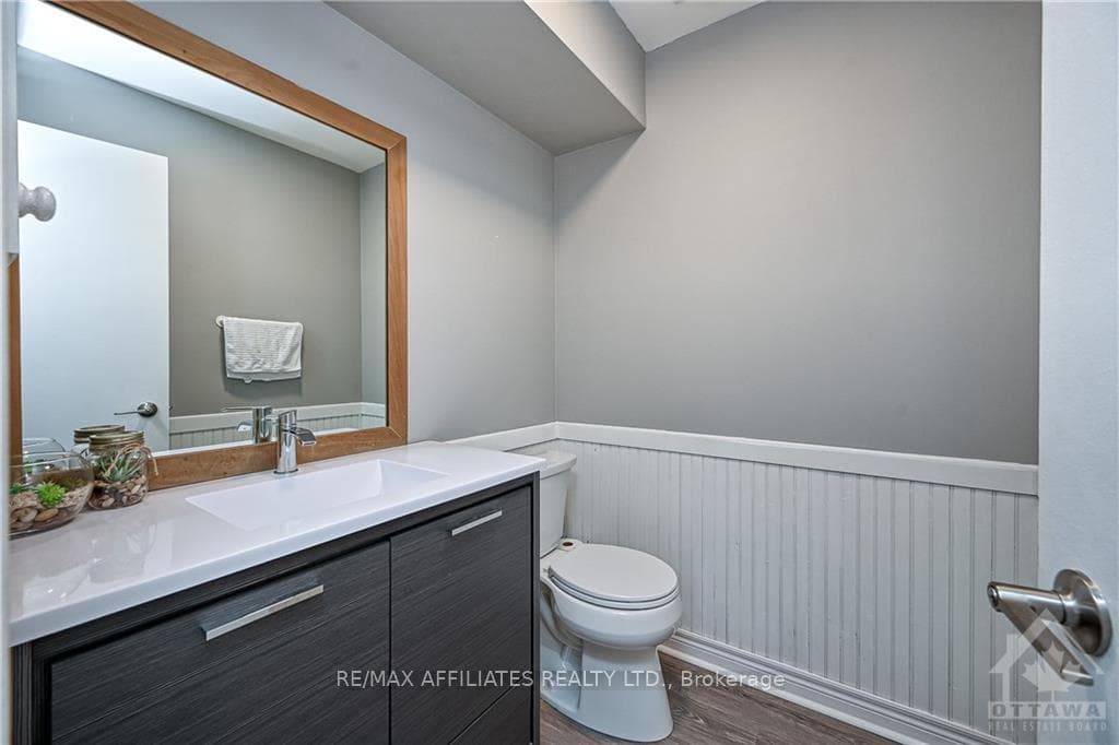 716 TANGUAY Court photo 19