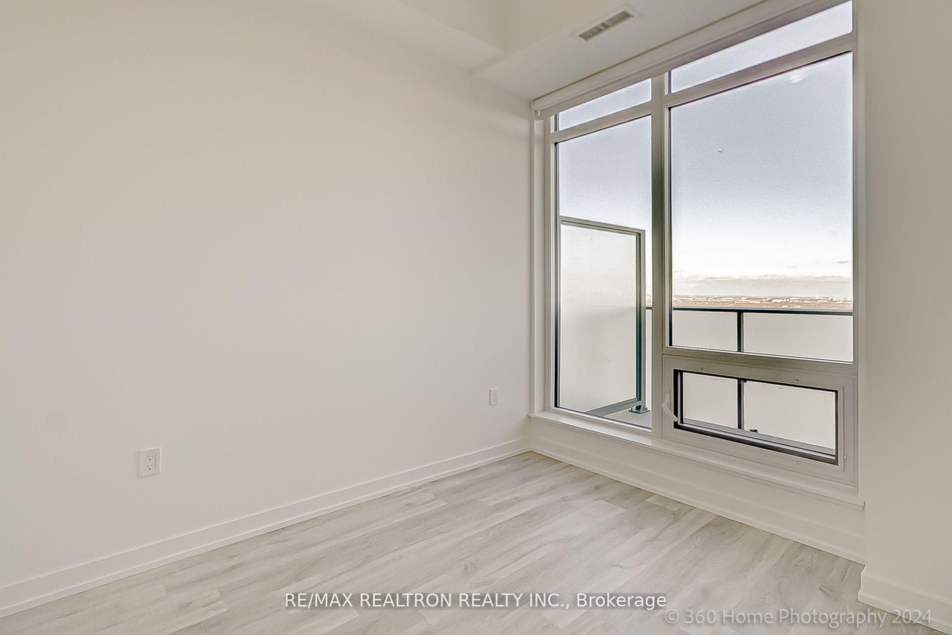 7 Golden Lion Heights Unit 3202 photo 21