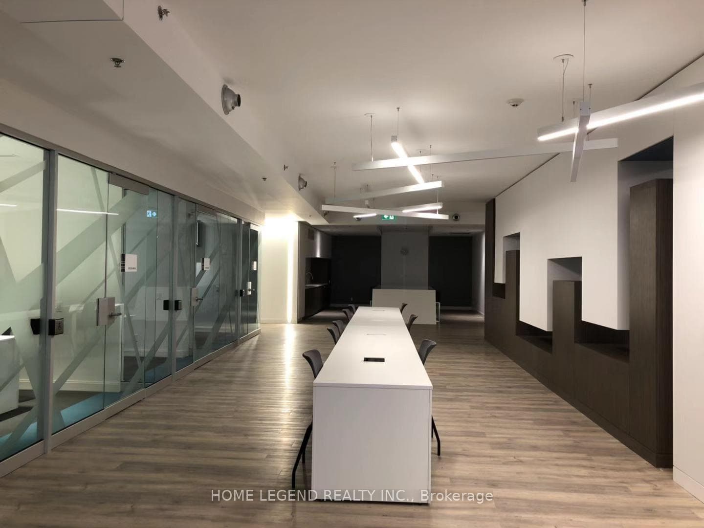 181 Dundas Street Unit 2807 photo 8