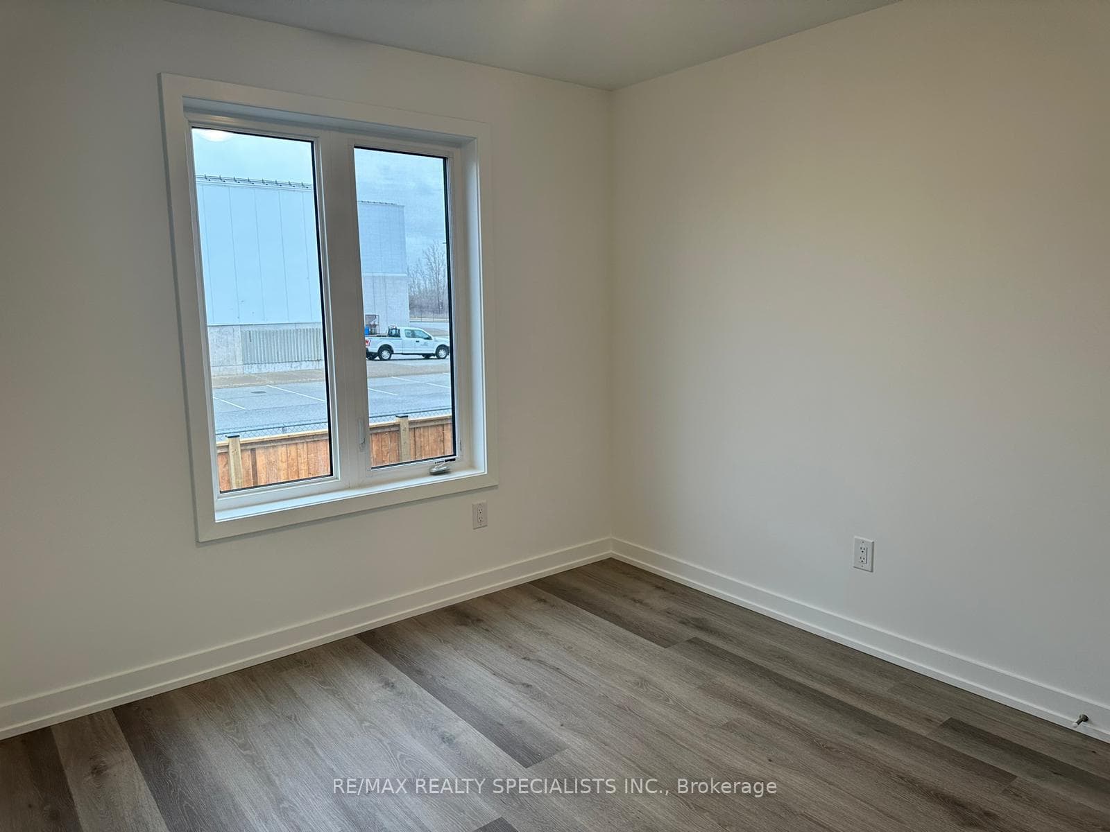 4263 FOURTH Avenue Unit 422 photo 12
