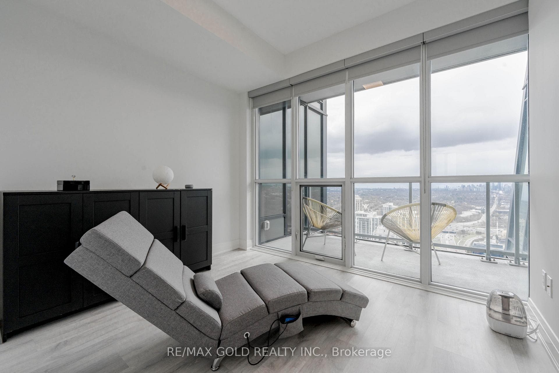 9 Bogert Avenue Unit 3803 photo 31