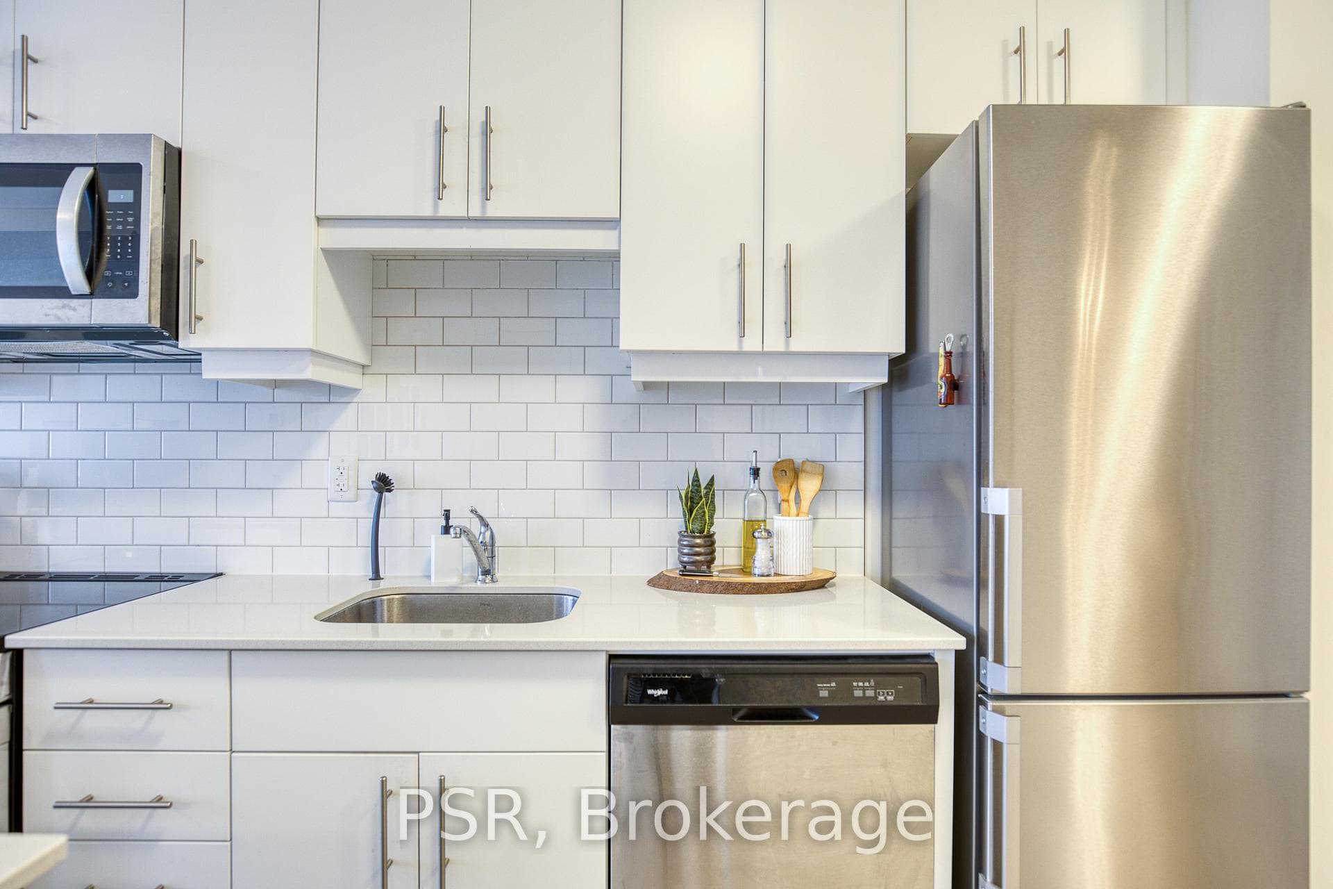 247 Northfield Drive Unit 604 photo 13