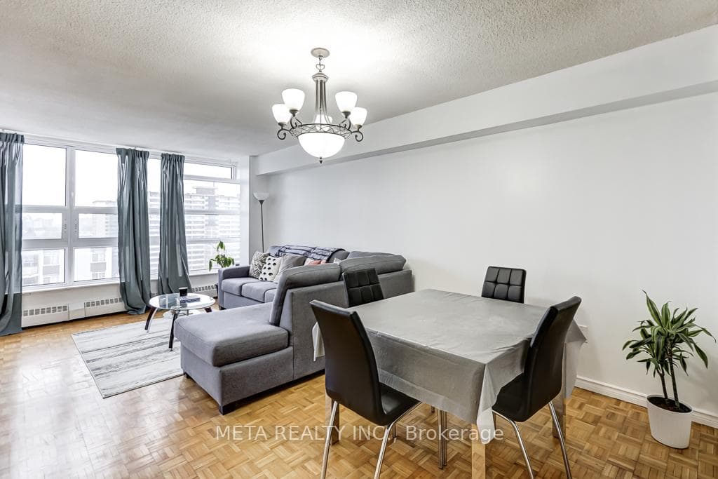 3380 Eglinton Avenue Unit 1101 photo 2