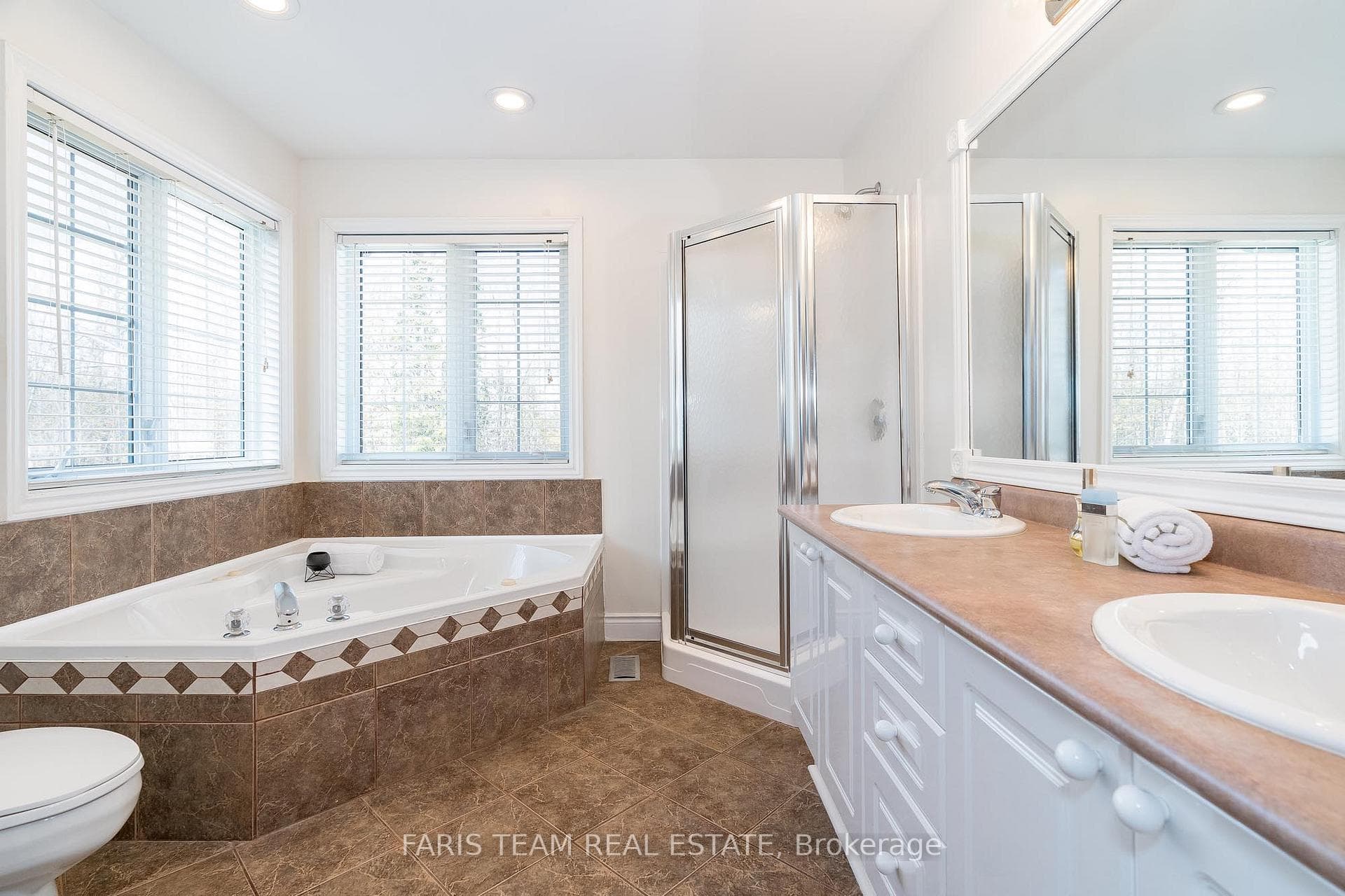 2814 Ireton Street photo 11