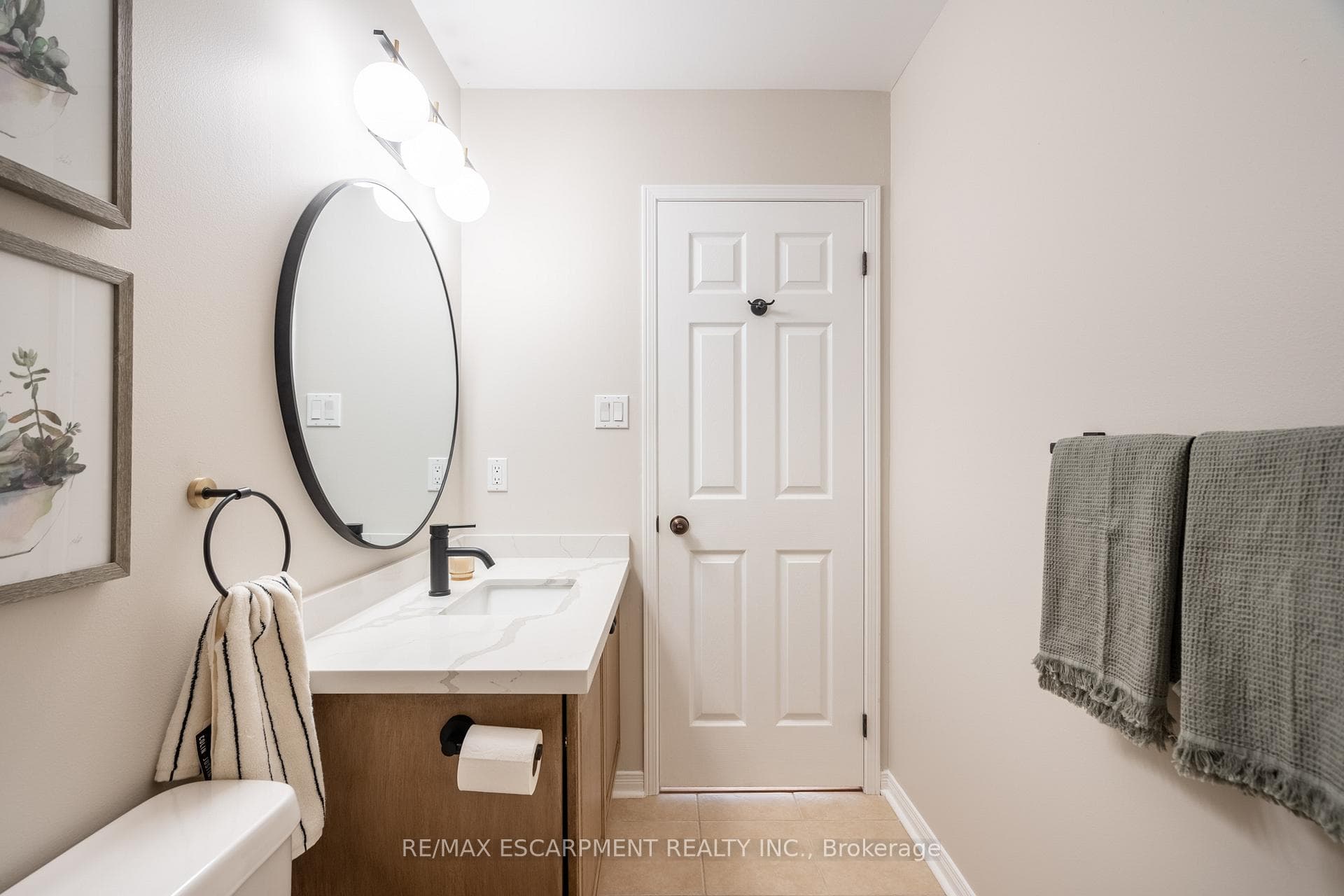 32 Fox Run N/A photo 27