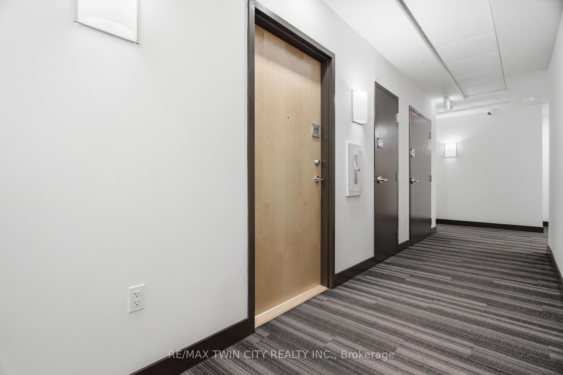 100 Garment Street Unit 1608 photo 4