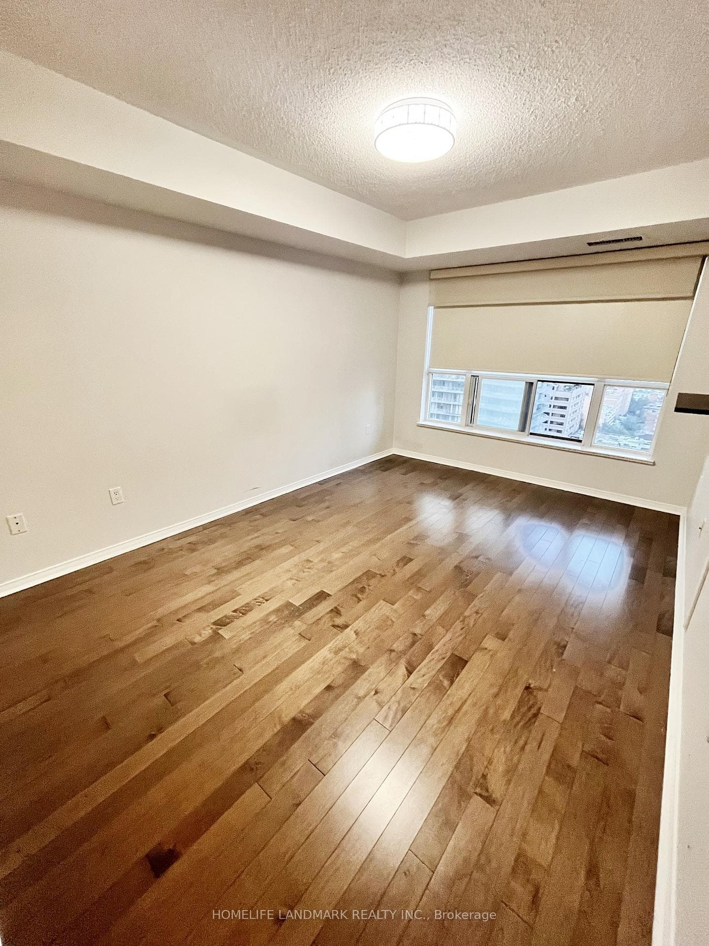909 Bay Street Unit 2208 photo 8