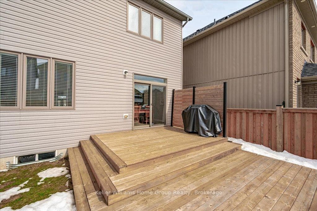 43 Robinson Road photo 36