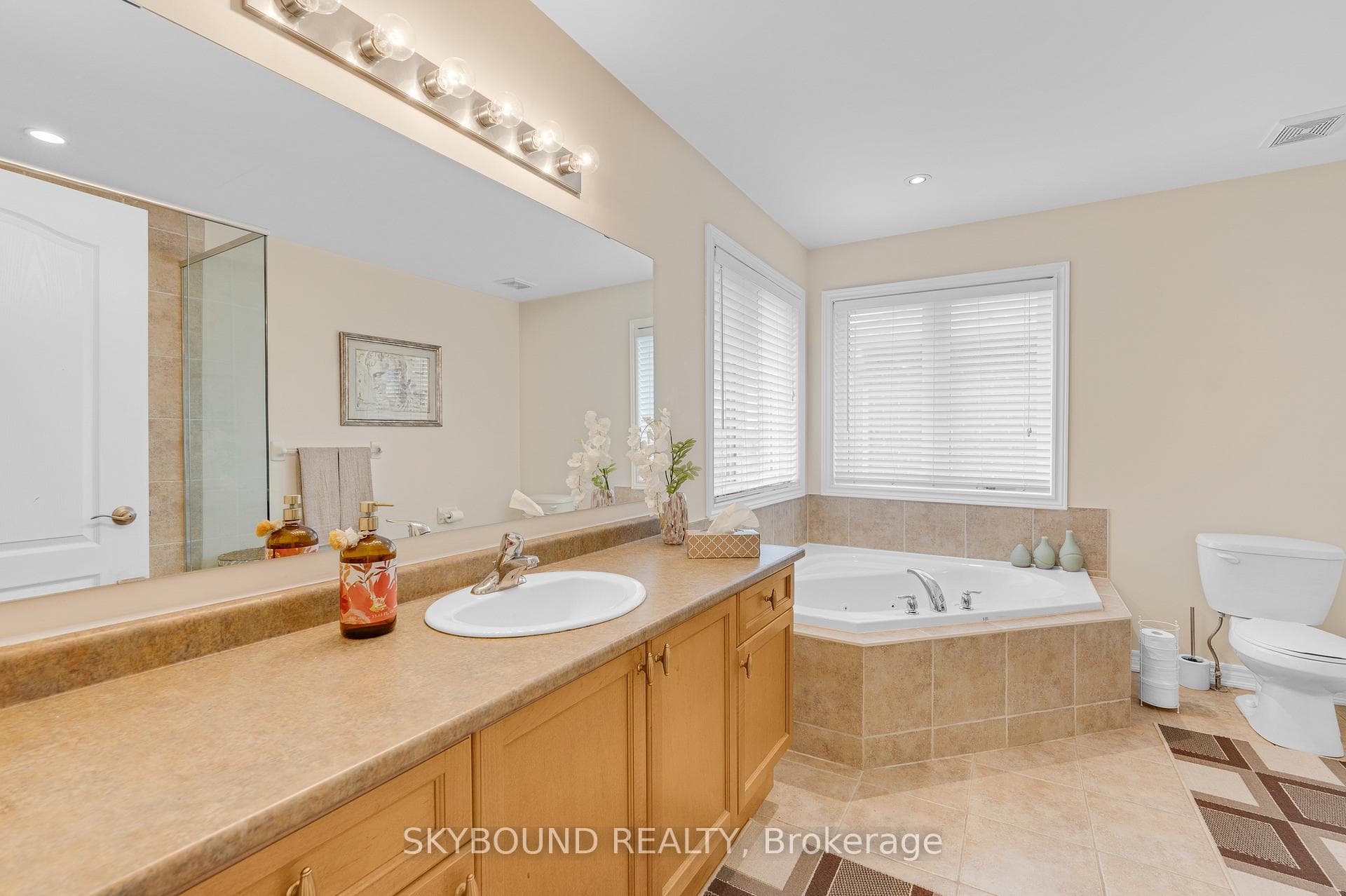 365 Valridge Drive photo 31