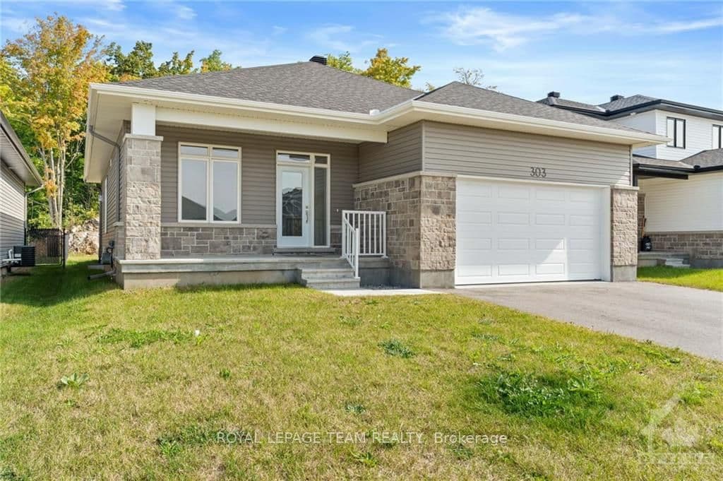 303 WOOD Avenue photo 2