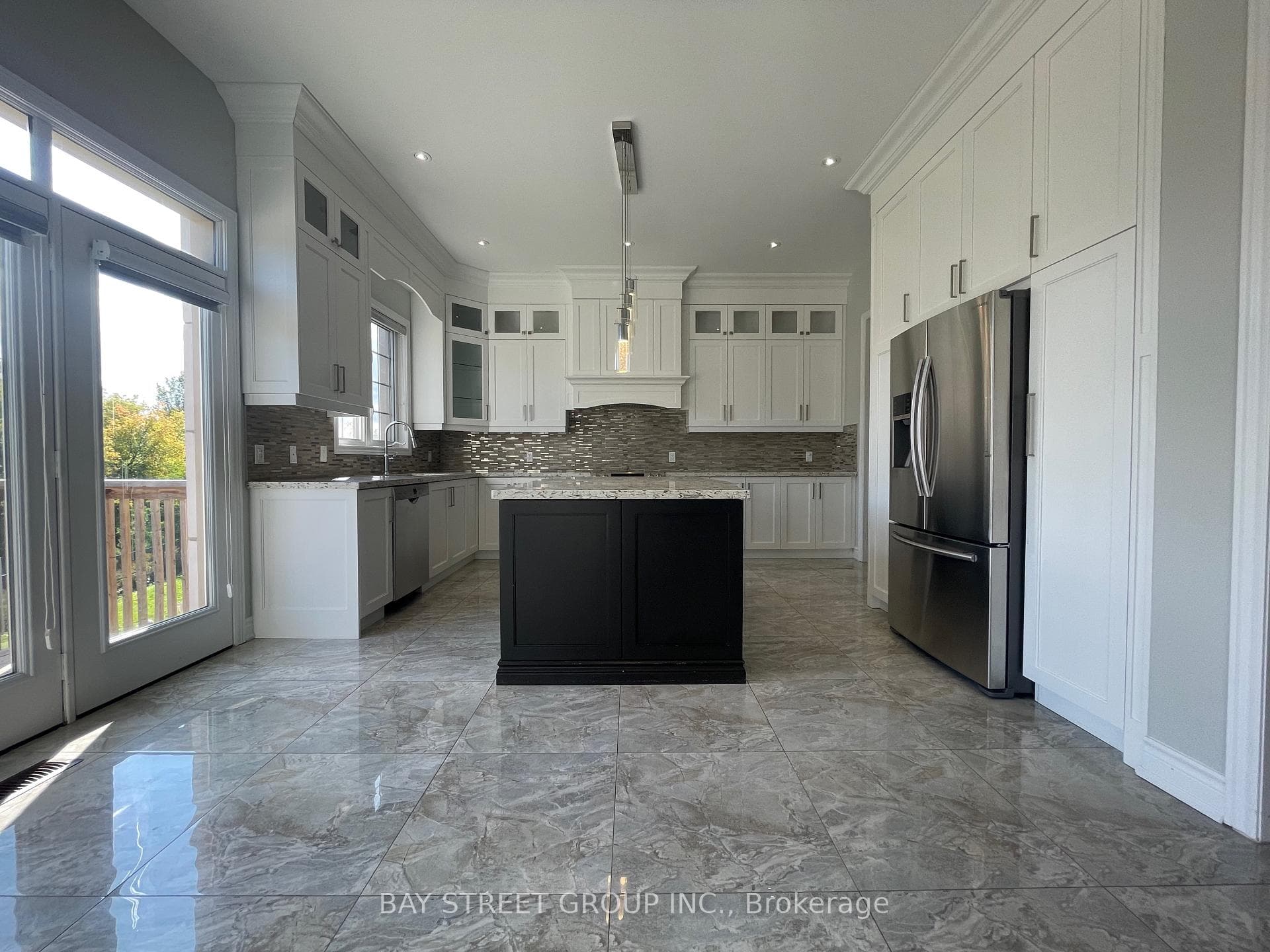 138 Crane Street photo 6