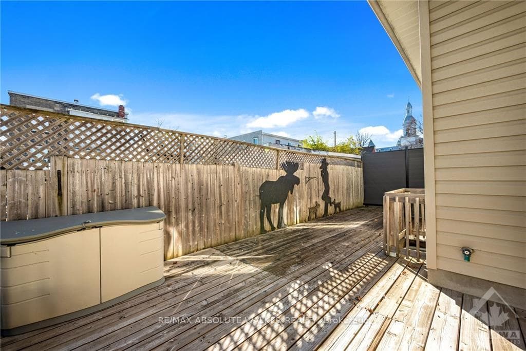 1631 MANON Street photo 15