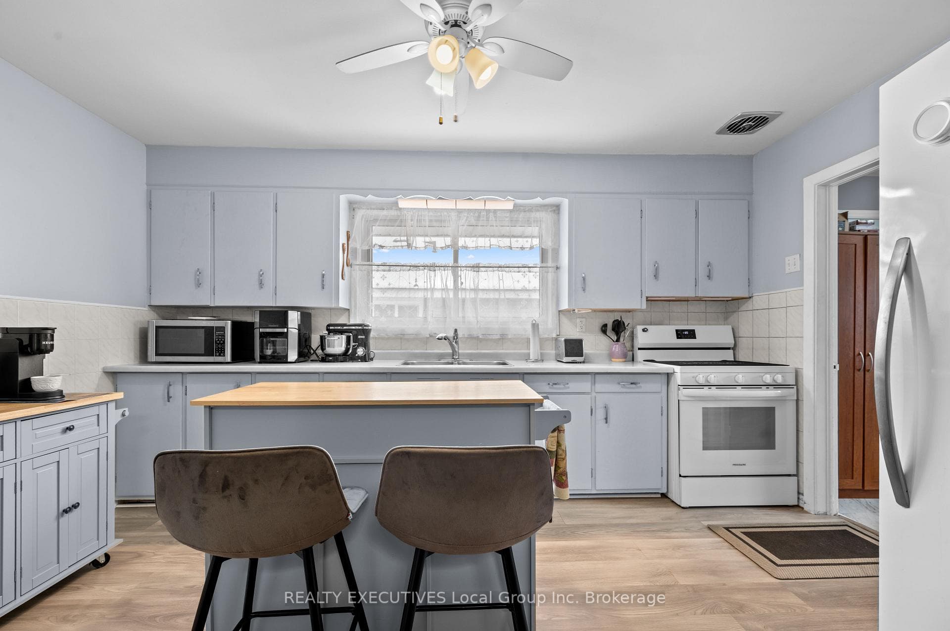 457 PRINCESS Street photo 9