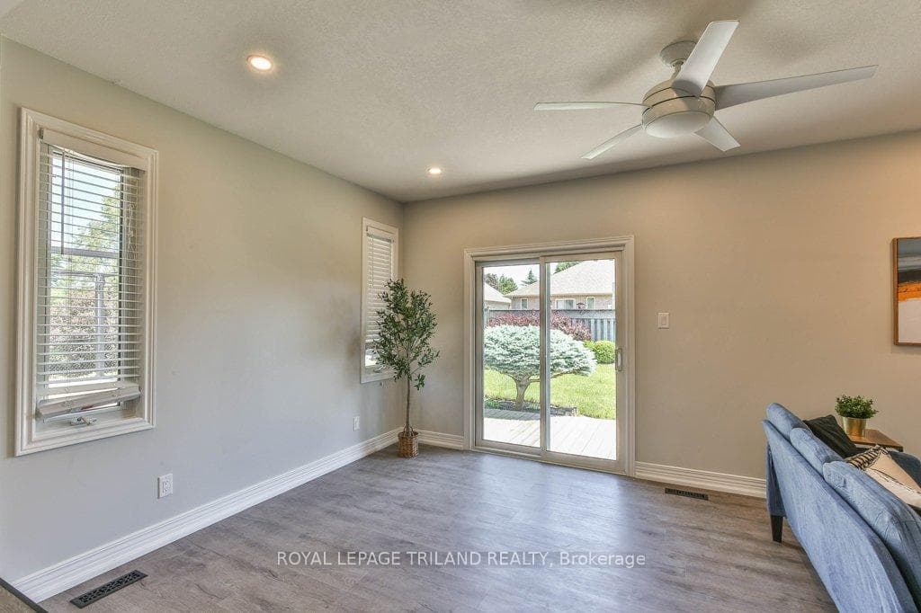 16 PINEHURST Drive photo 26