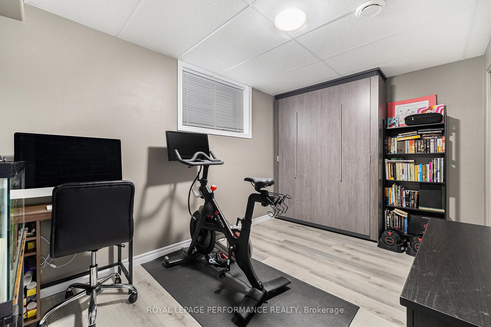 160 Filion Street photo 30