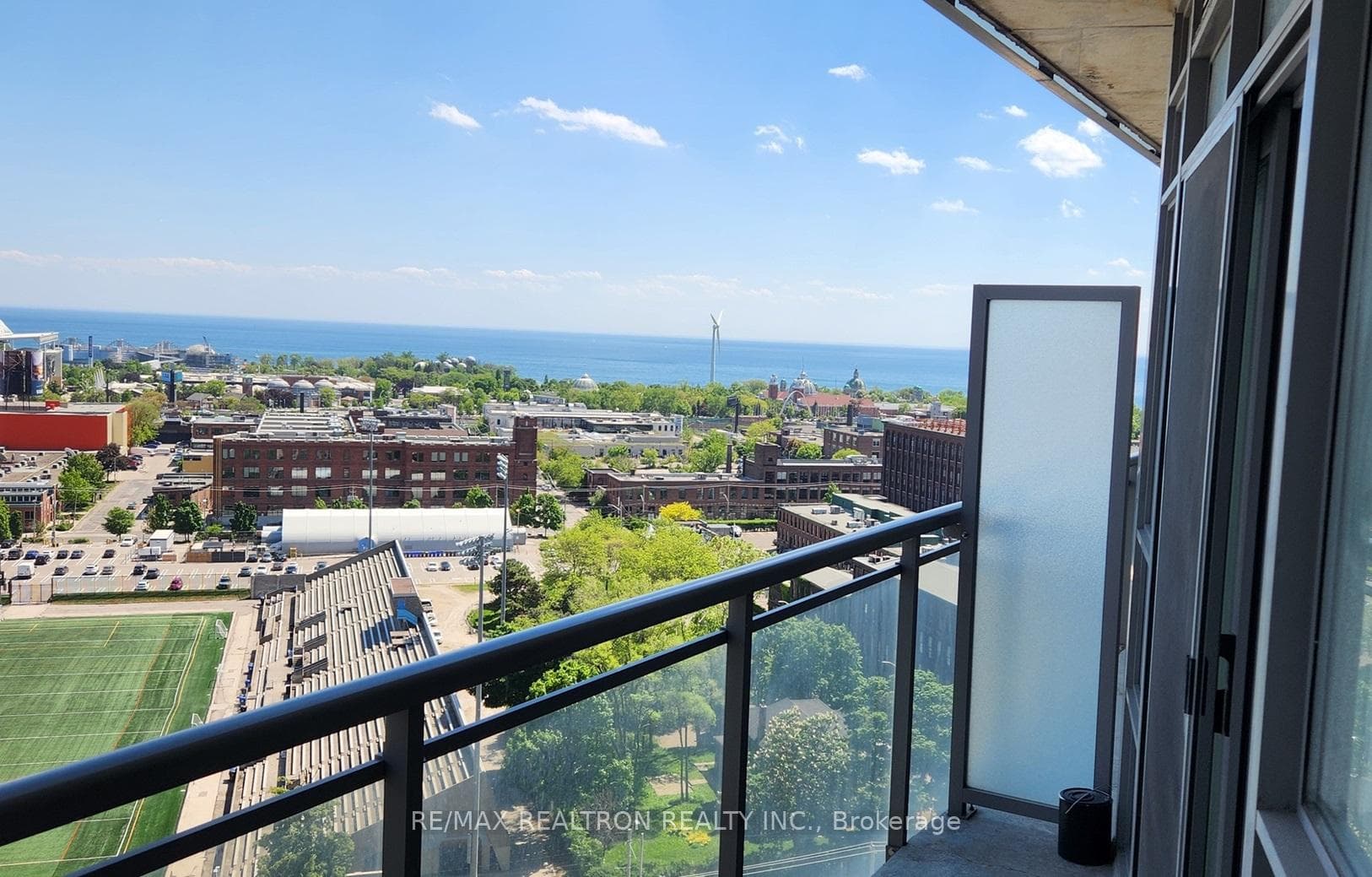 38 Joe Shuster Way Unit 1701 photo 15