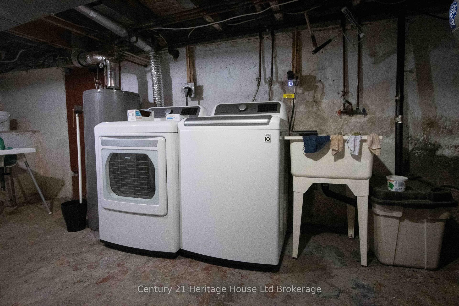 175 Canterbury Street photo 26