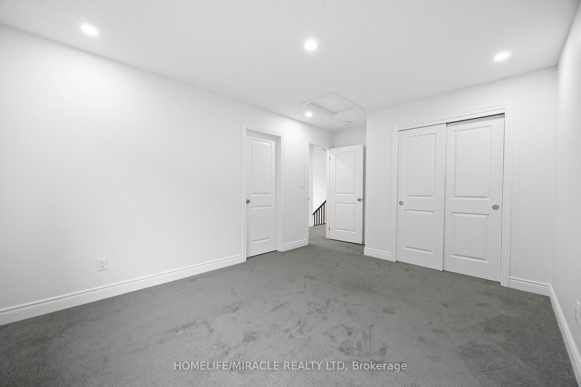 196 Freure Drive photo 31