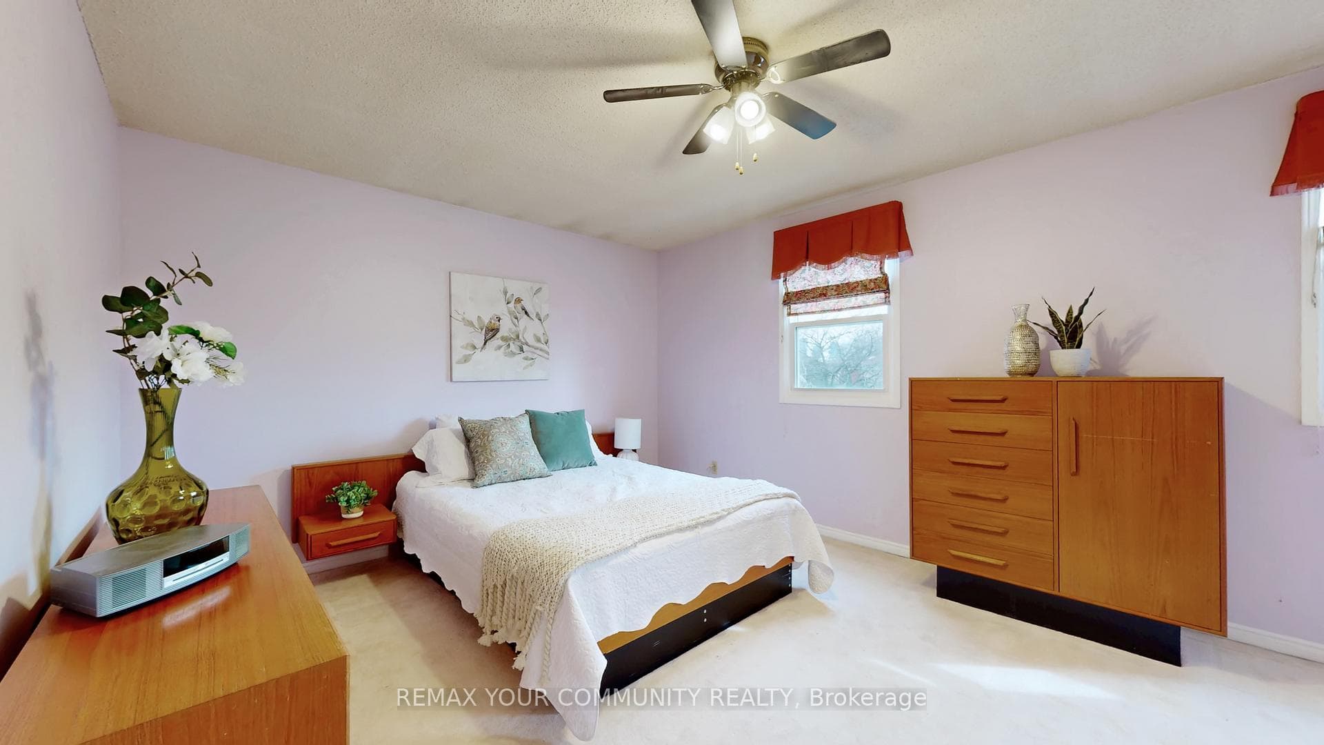 Primary Bedroom with 2 Windows & Walk-in Coset