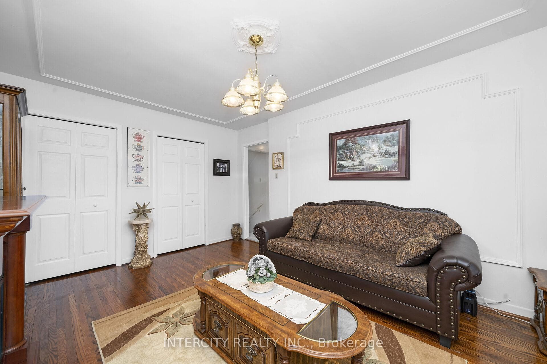 7279 Vernor Drive photo 18