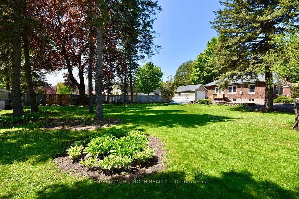 68 Drury Lane photo 33