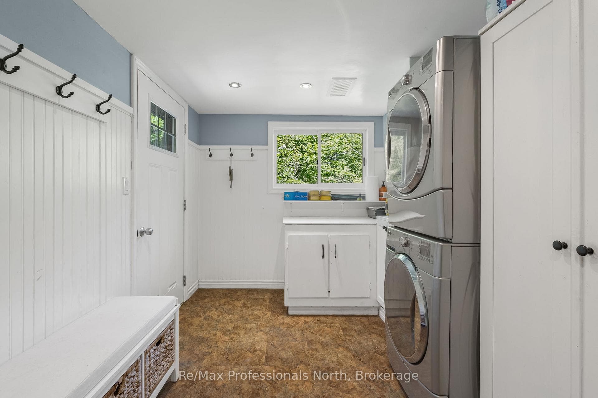 1032 Bradley Road photo 32
