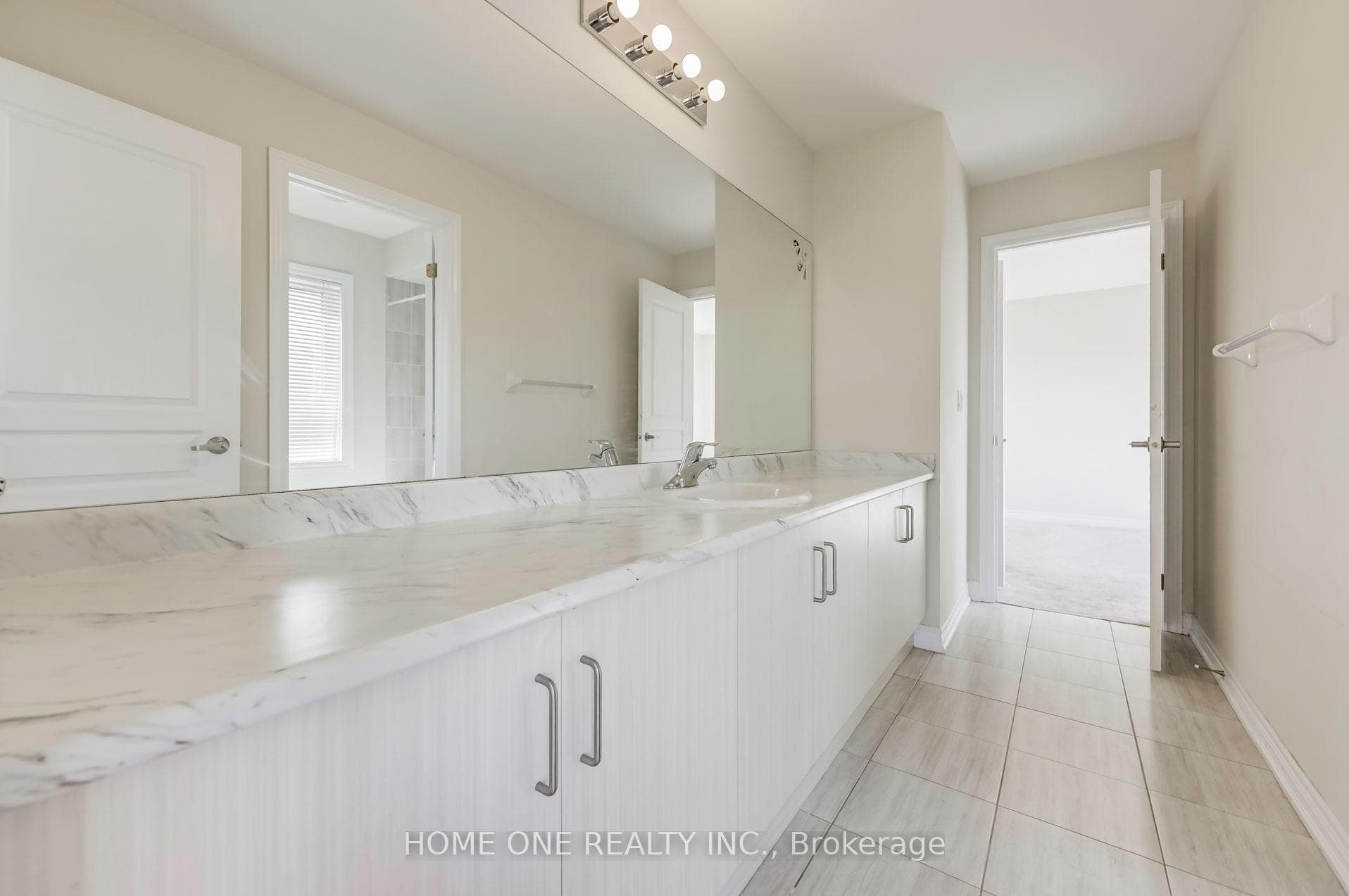 51 Eastgrove Square photo 22