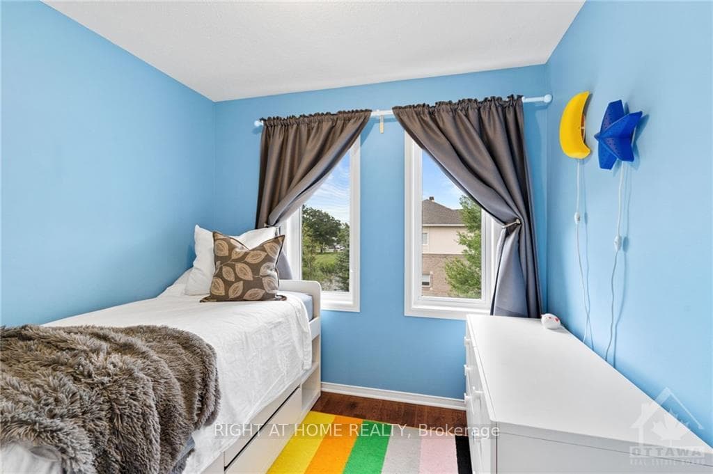 35 BRIARWAY photo 26