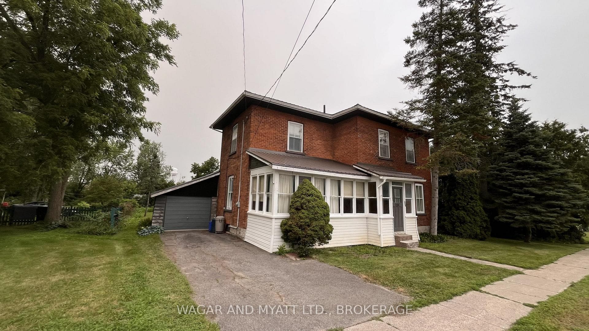 226 CAMDEN Road photo 1