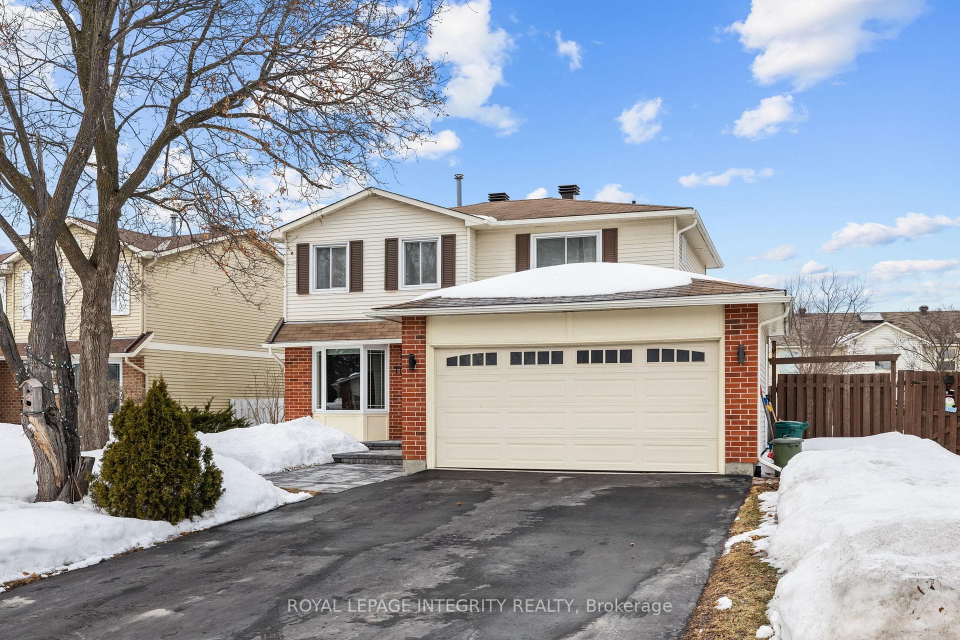 1090 Chablis Parkway photo 2