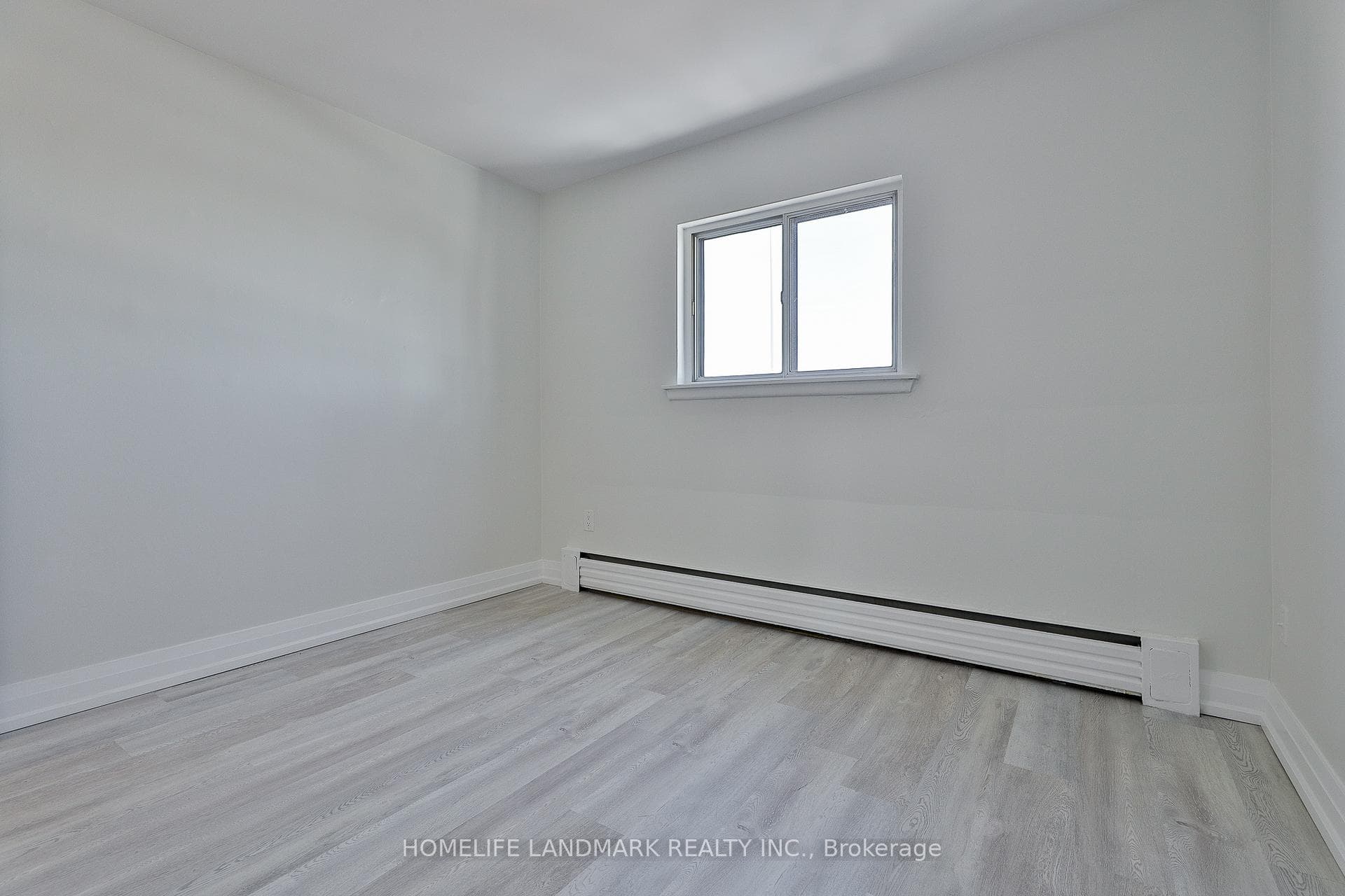 281 The West Mall N/A Unit 6 photo 28
