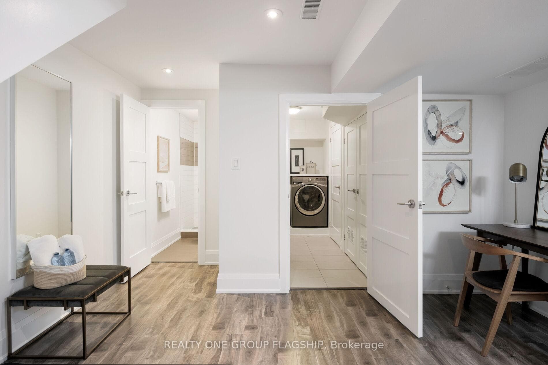 145 Galley Avenue photo 47