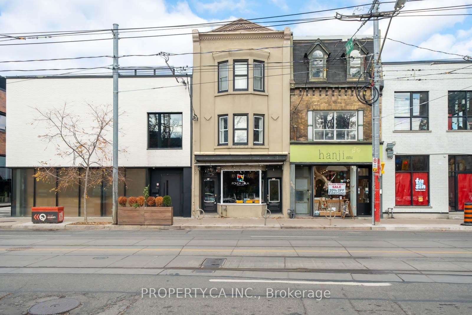 942 Queen Street Unit 2 photo 3
