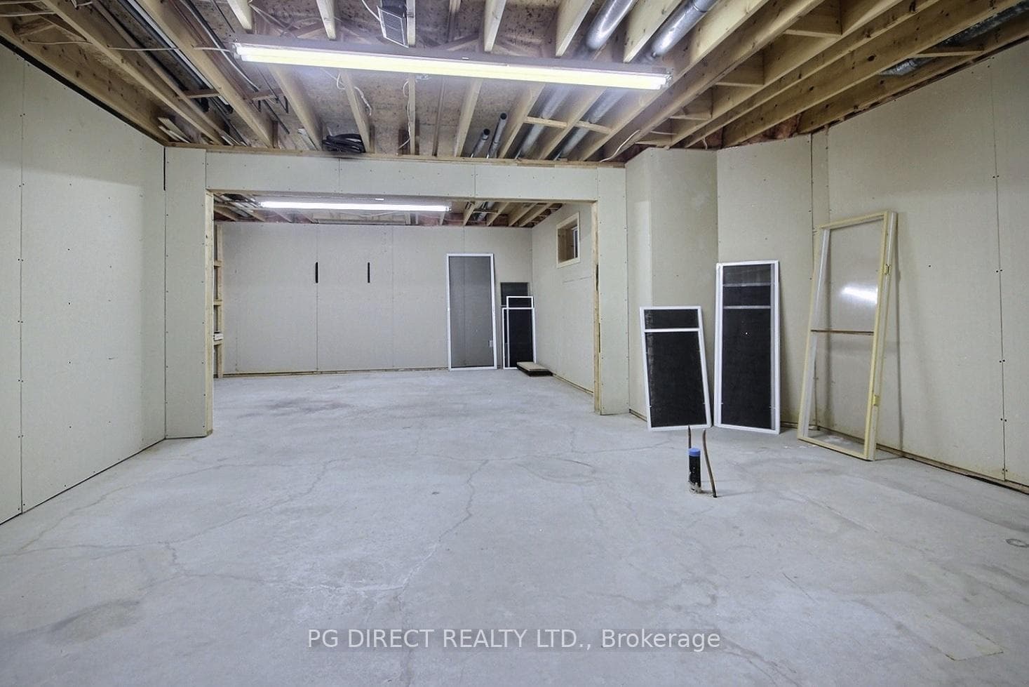 3 De Amicis Crescent photo 16