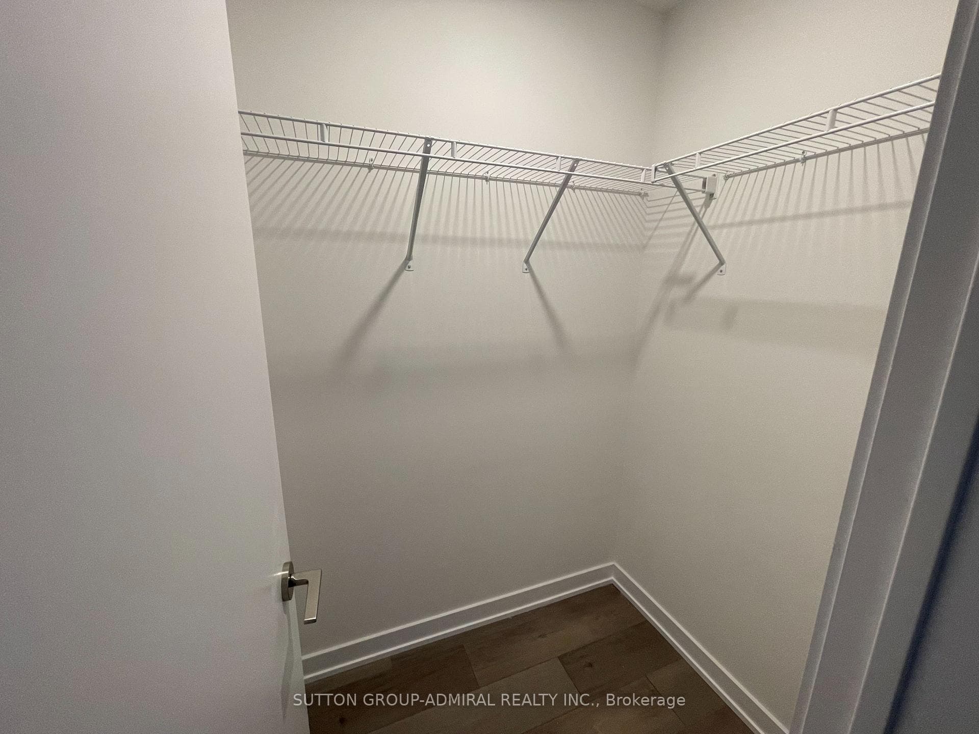 10 Honeycrisp Crescent Unit 1603 photo 11