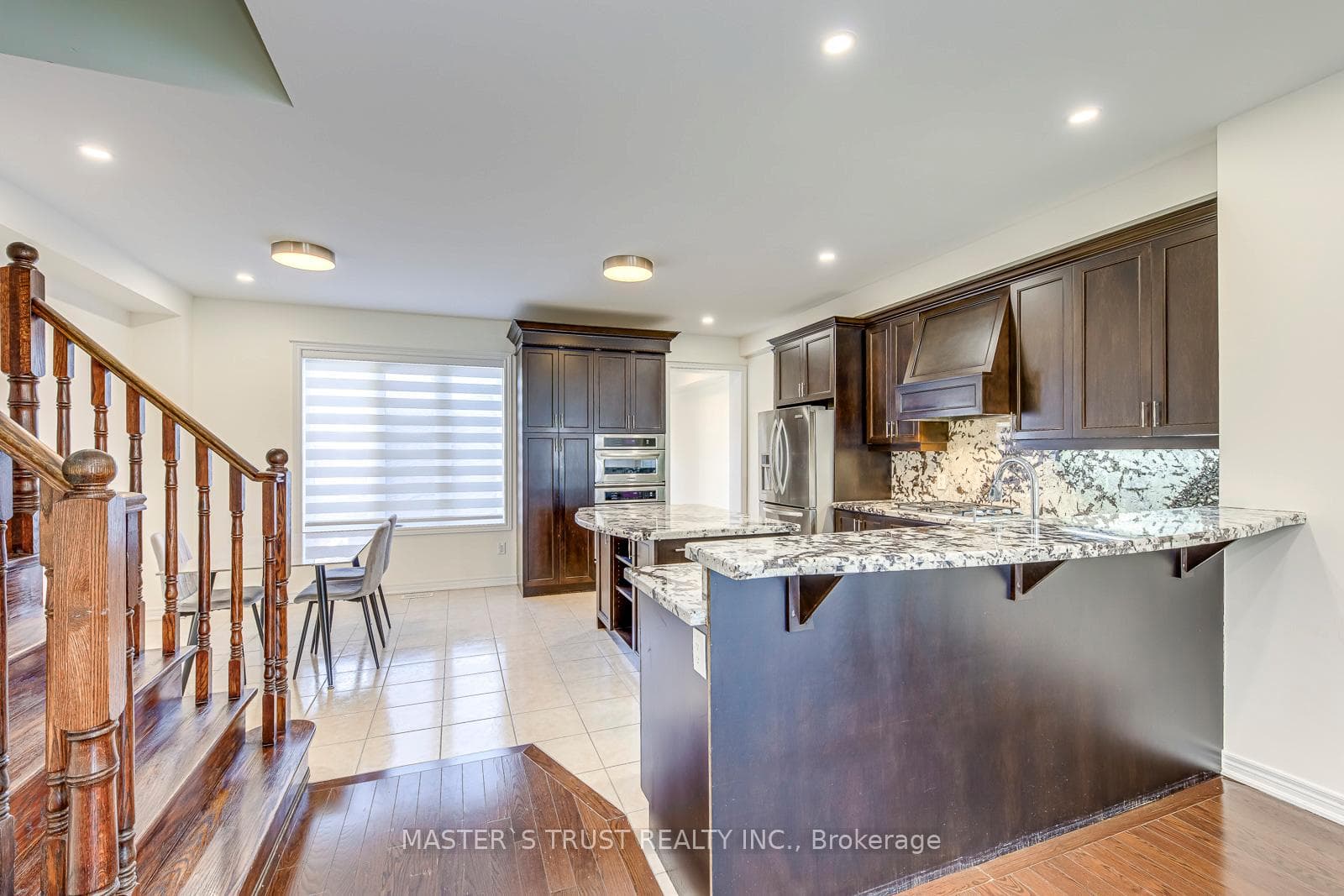 3075 Neyagawa Boulevard photo 10