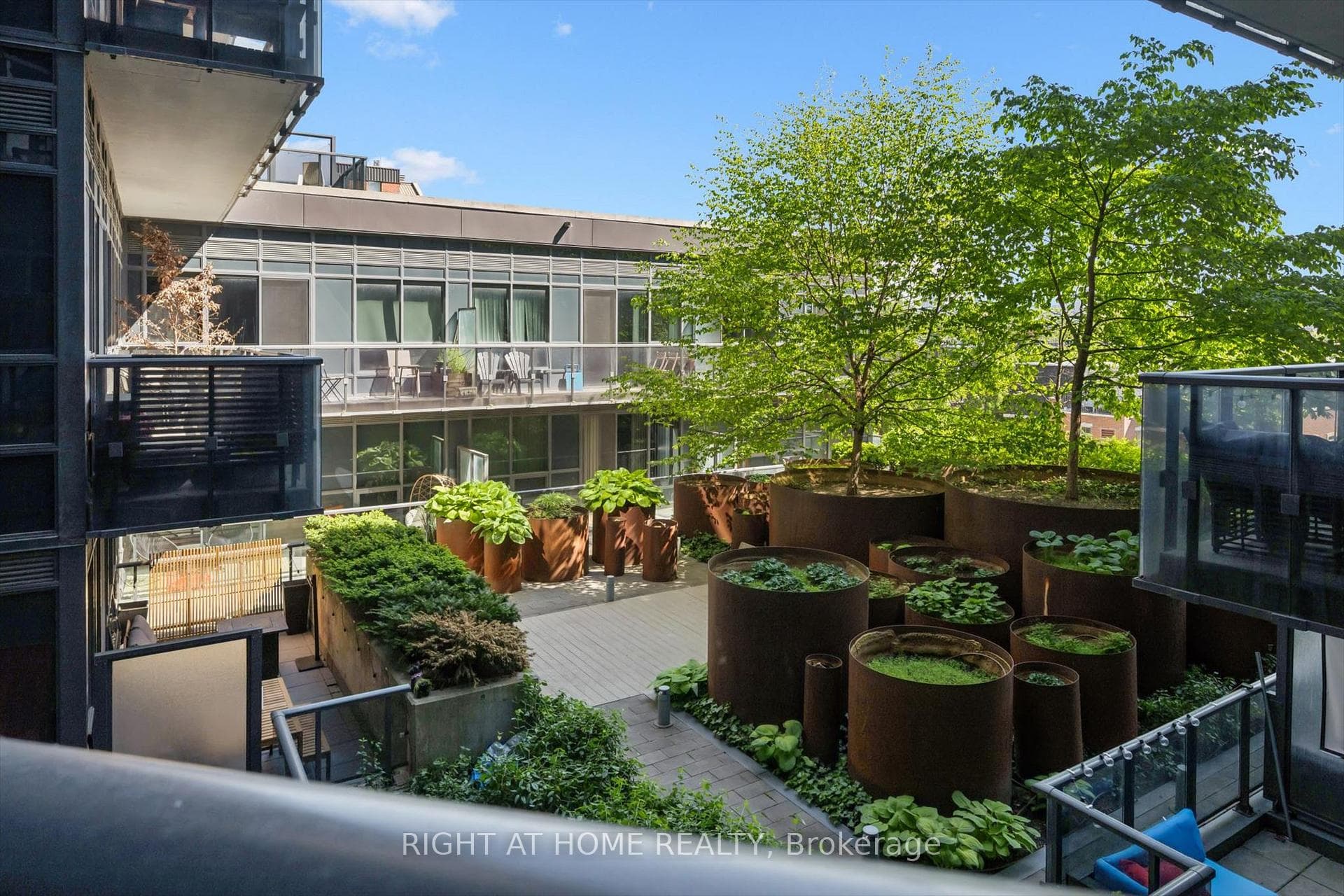 1030 King Street Unit 418 photo 19