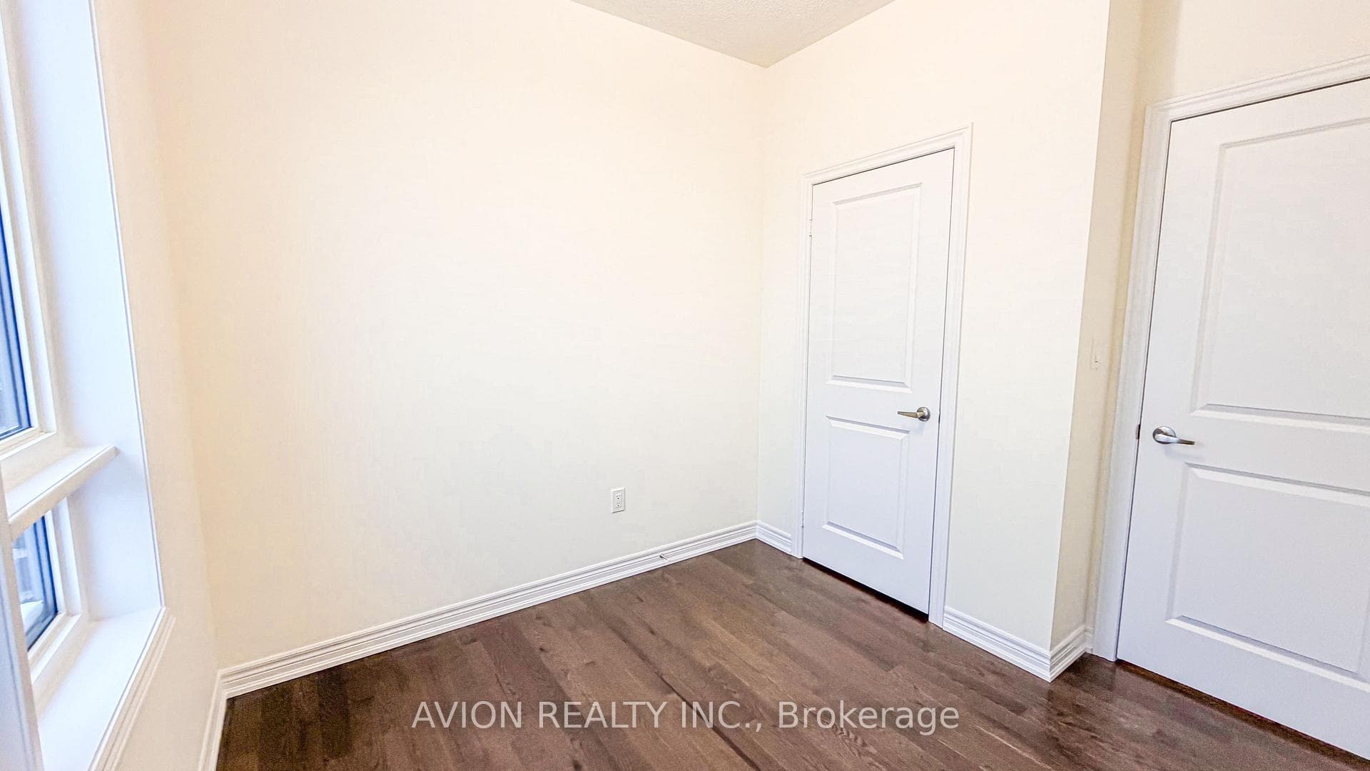 131 Vine Cliff Boulevard photo 20