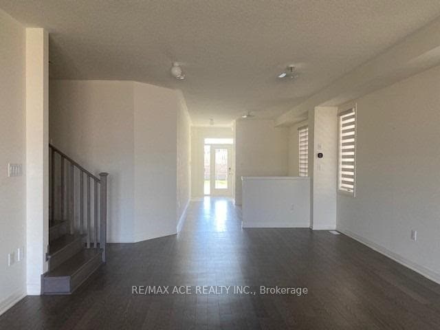 67 Yacht Drive photo 2