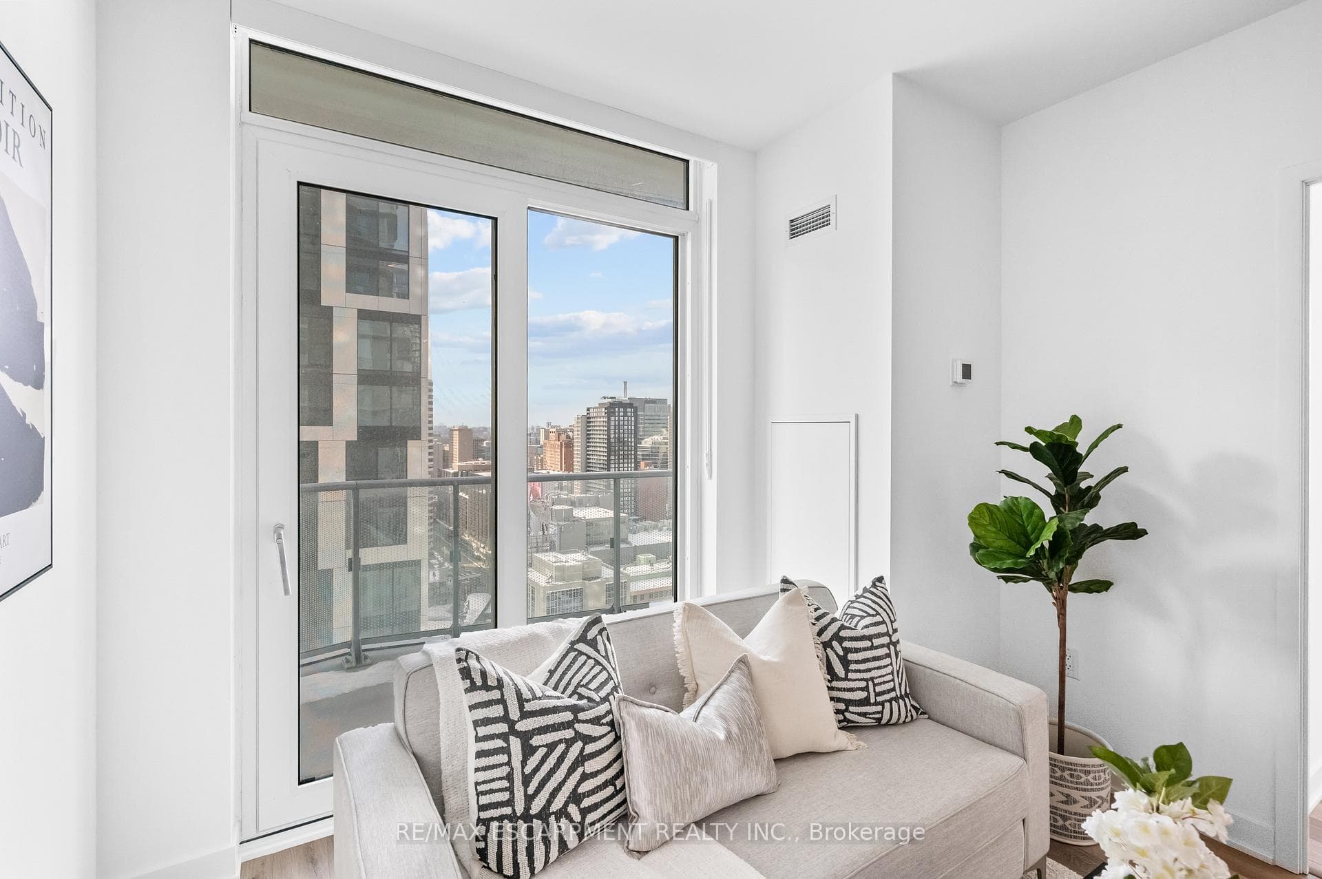 100 Dalhousie Street Unit 3001 photo 12