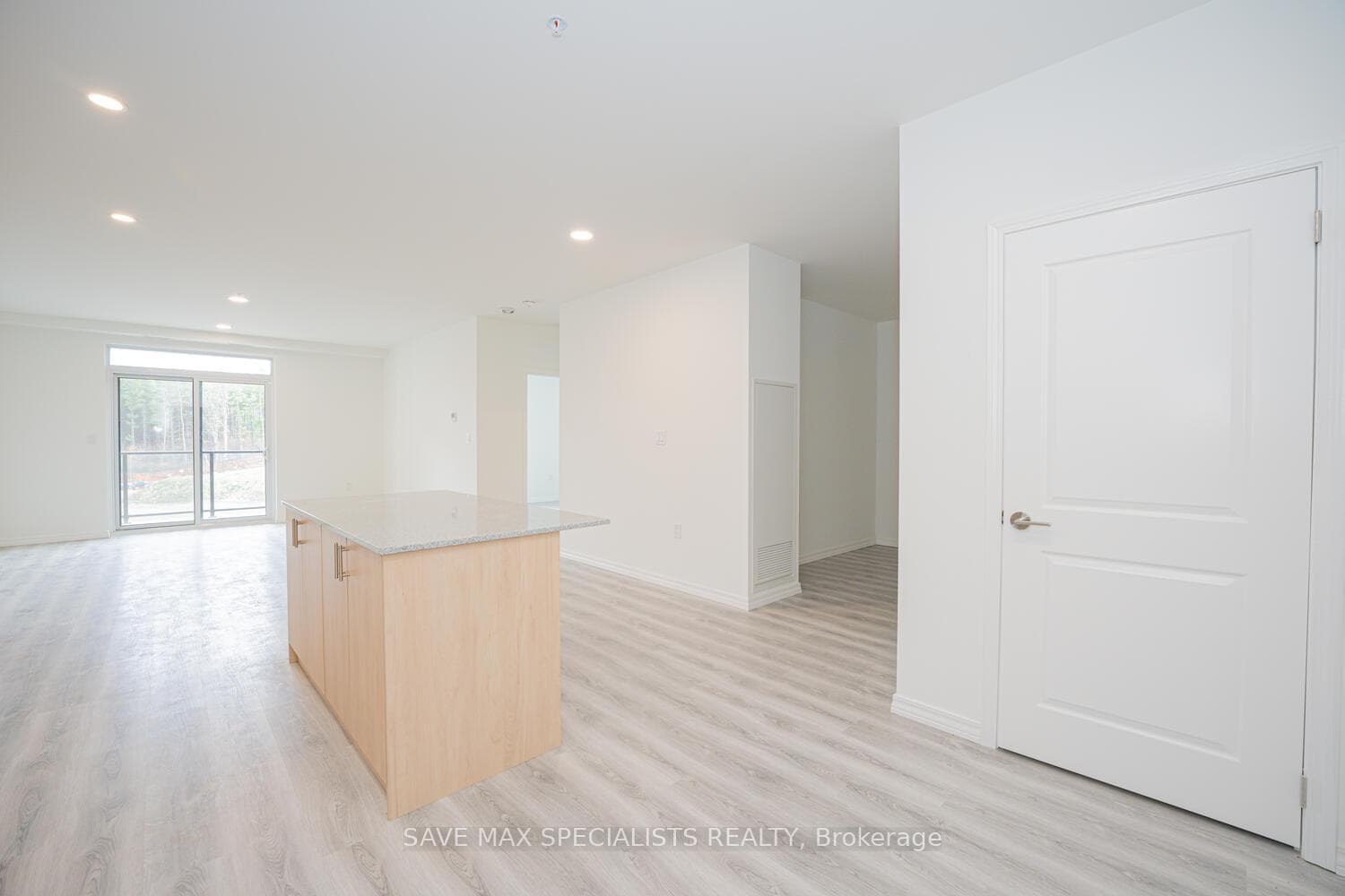 1098 Paisley Road Unit 407 photo 15