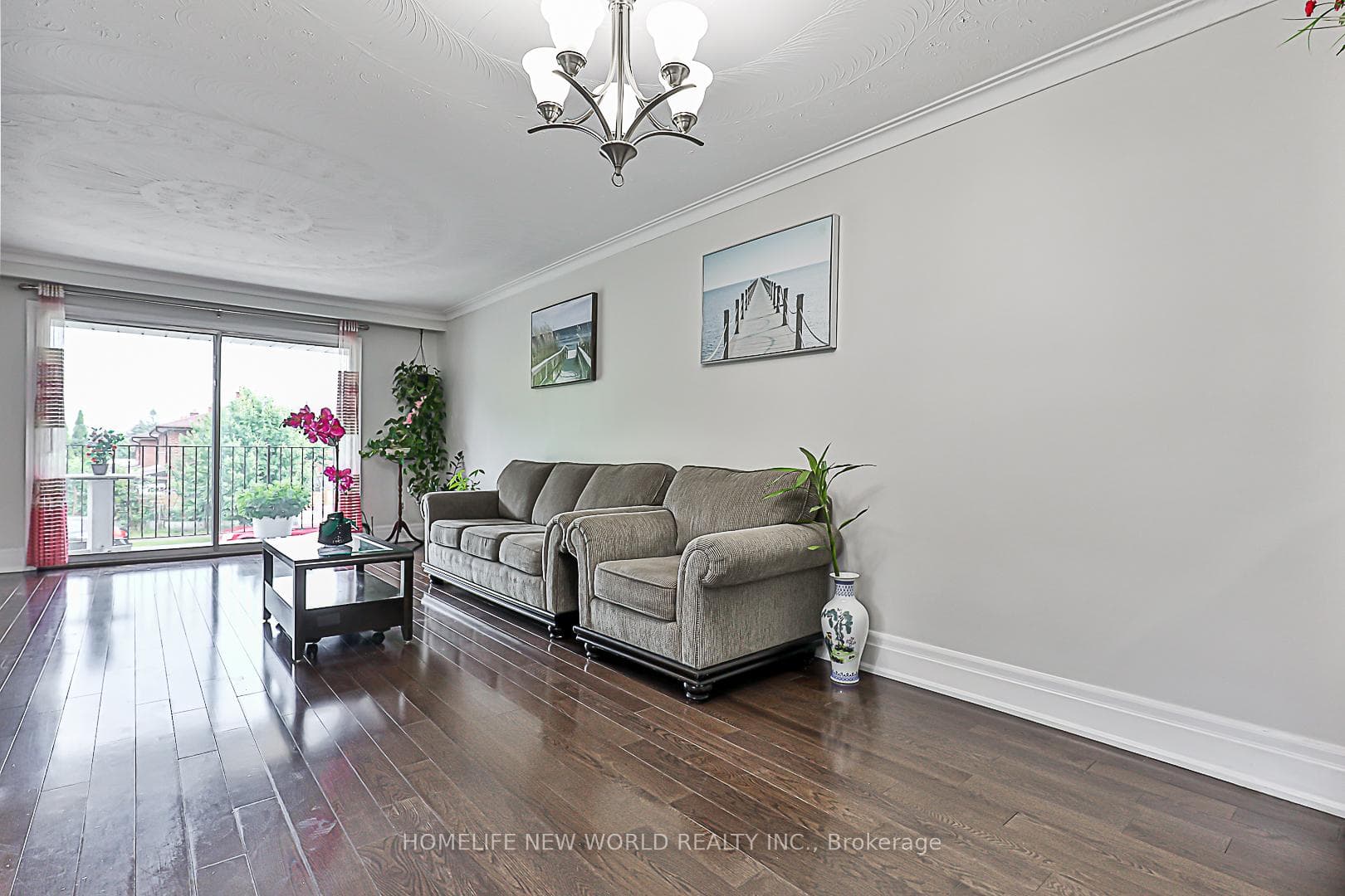 31 Terryhill Crescent photo 5