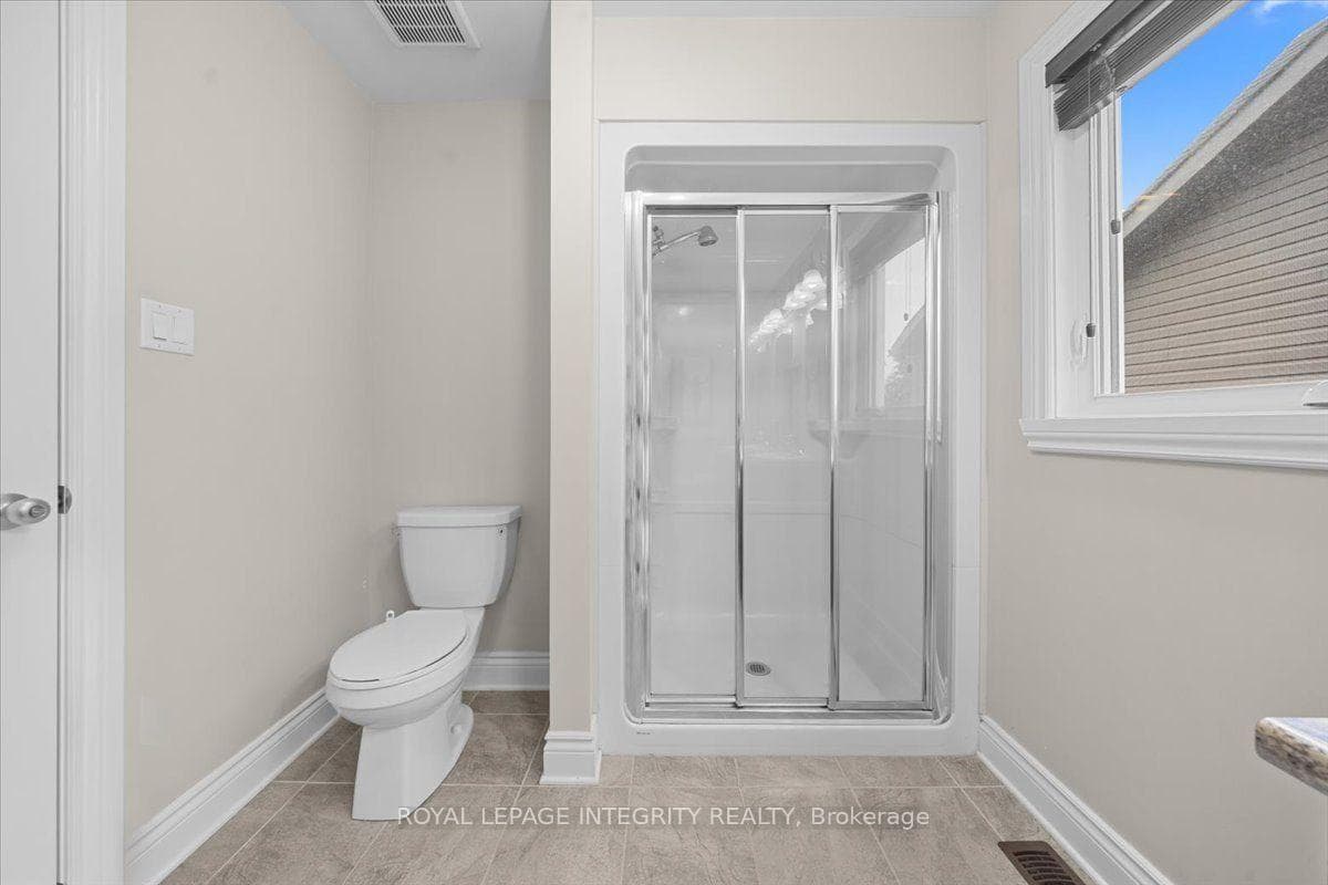 2345 Marble Crescent photo 21