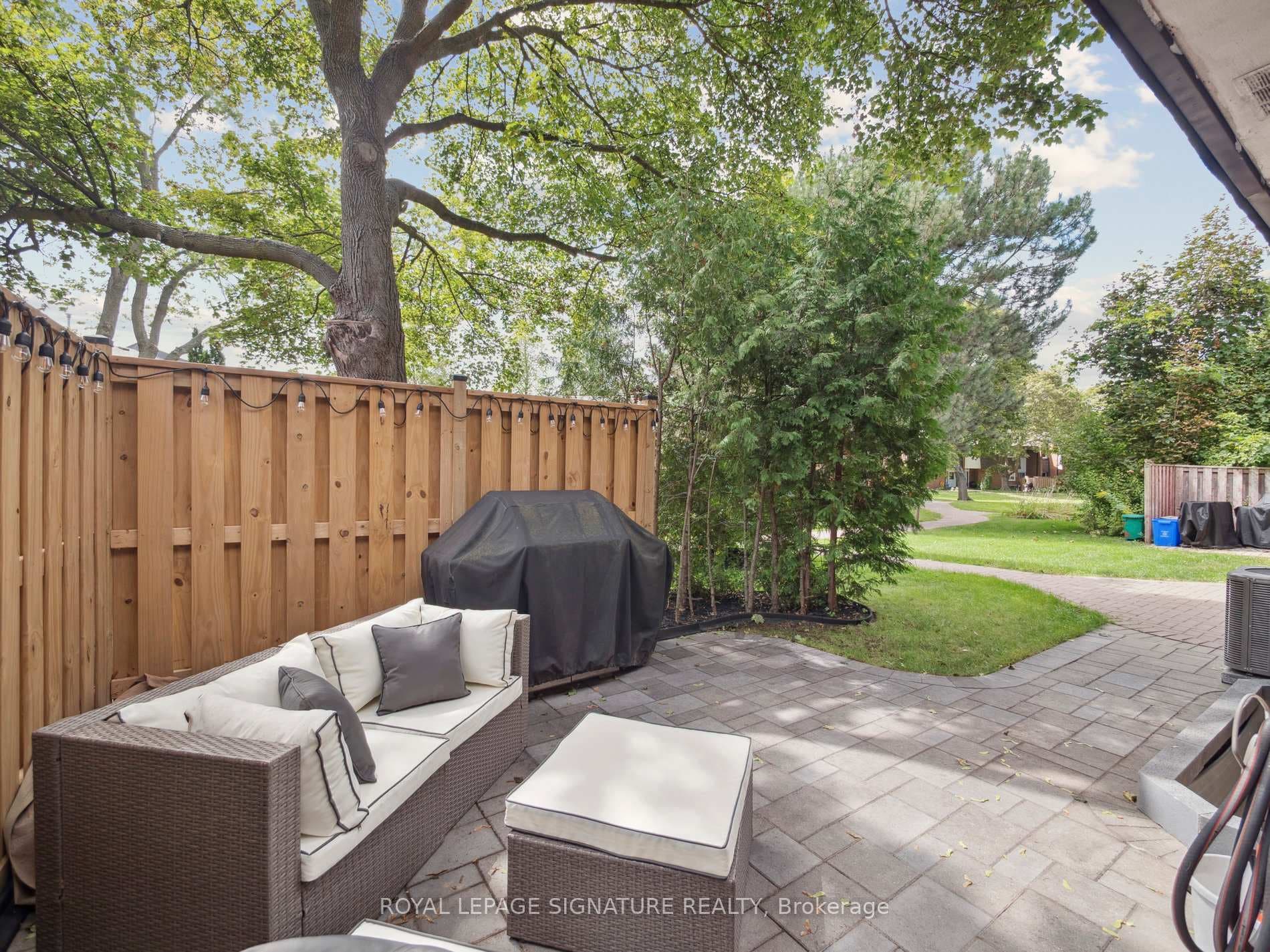 103 Dovedale Drive Unit 41 photo 25
