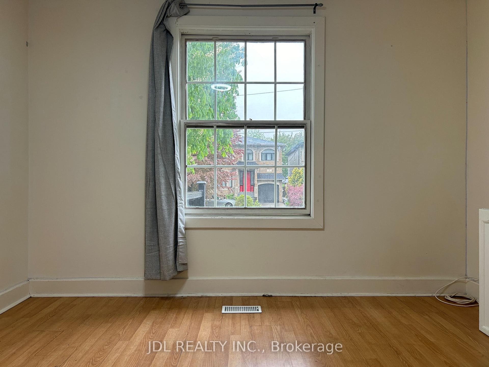 21 Squires Avenue Unit Suite D photo 5