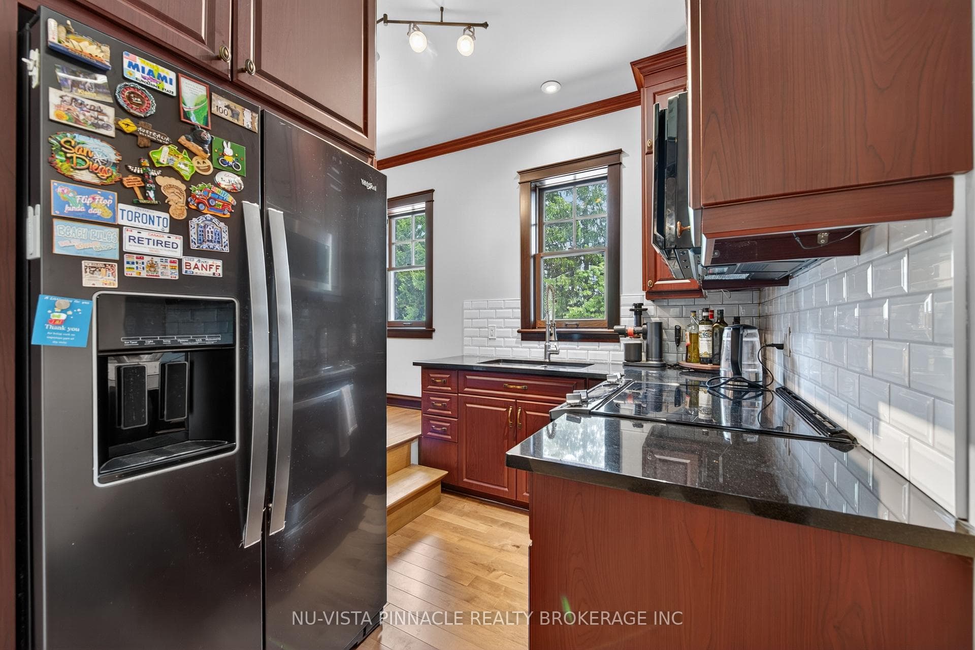 9082 Ferne Drive photo 21