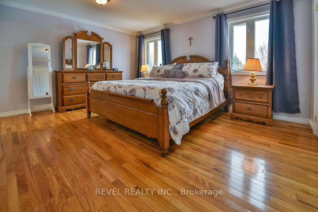 800 Lavigne Boulevard photo 22